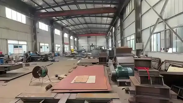 Atelier de traitement des tôles